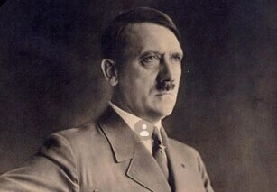 希特勒只有一个睾丸